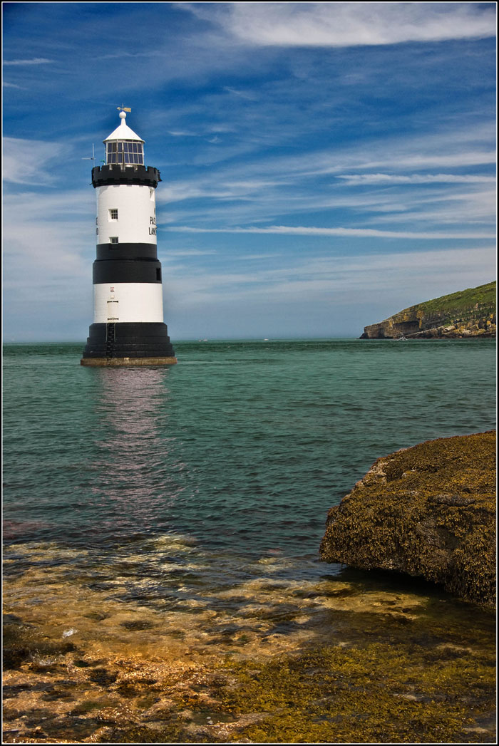 Trwyn Du Lighthouse Larger.jpg