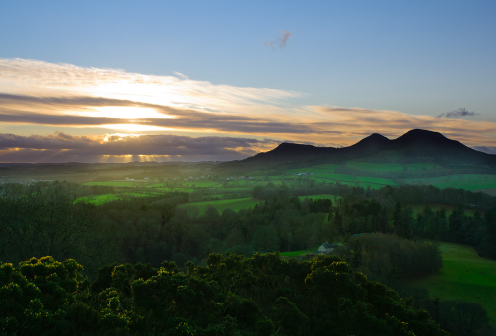 eildonwintersunsetcomp-web.jpg