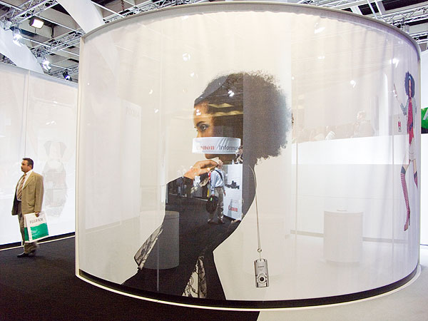 Canon's 2006 stand - light and airy