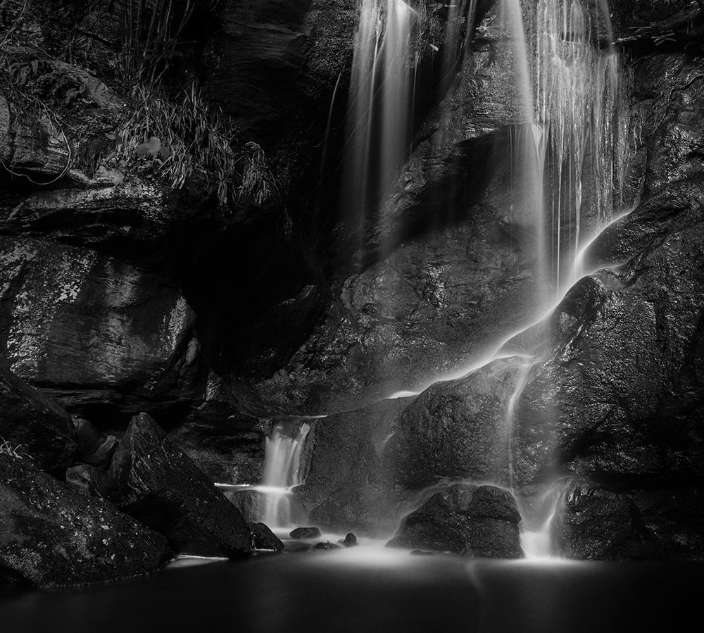 roughtinglinn3-web.jpg